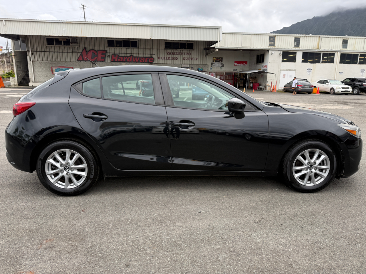 Mazda MAZDA3 i Sport AT 5-Door 2017