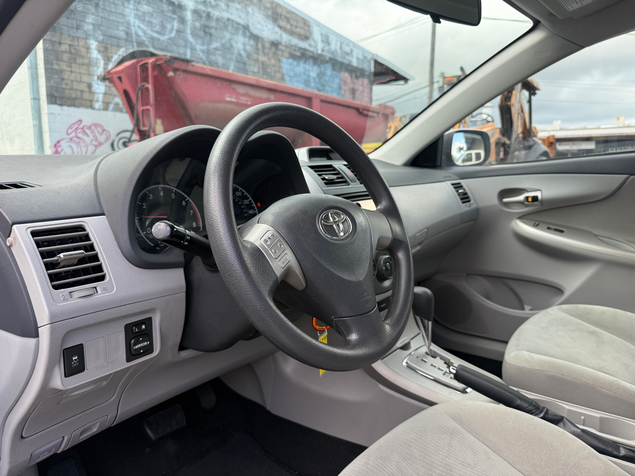 Toyota Corolla LE 2013