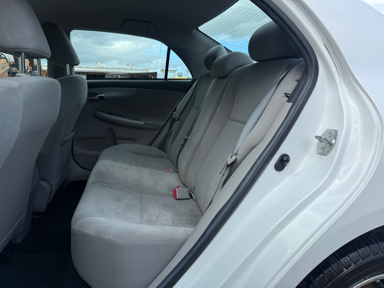 Toyota Corolla LE 2013