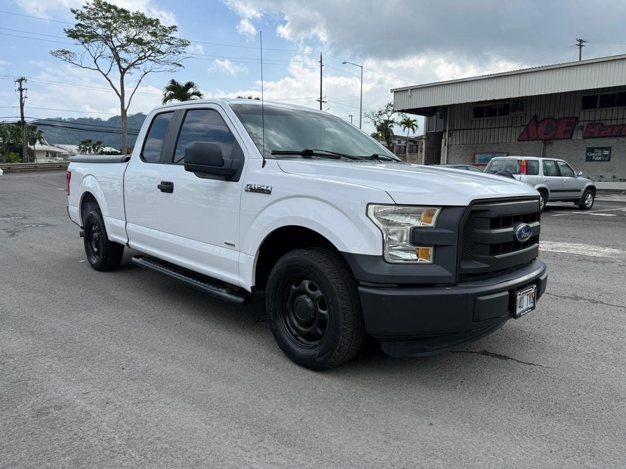 Ford F-150 XL SuperCab 6.5-ft. Bed 2WD 2015