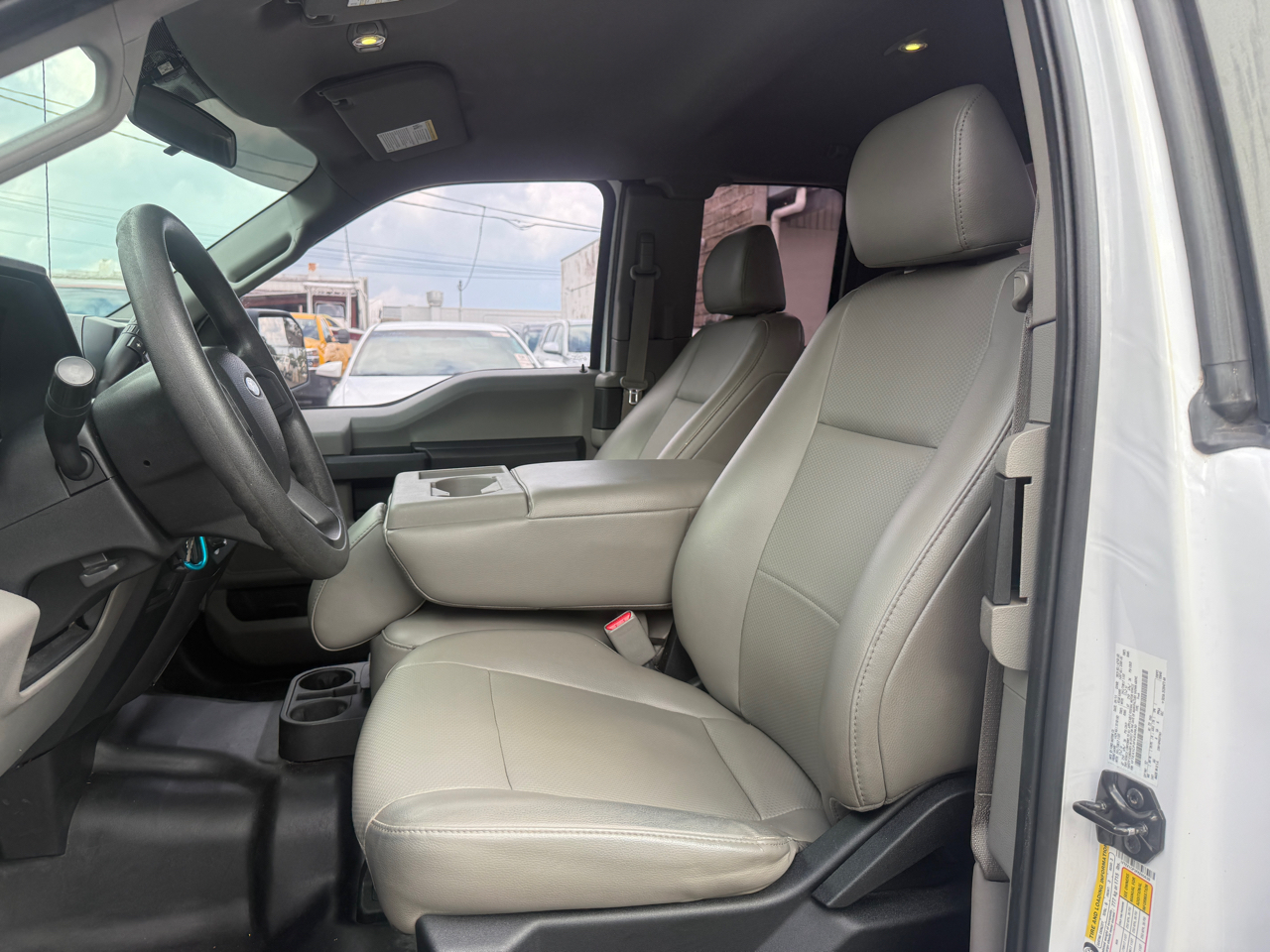 Ford F-150 XL SuperCab 6.5-ft. Bed 2WD 2015