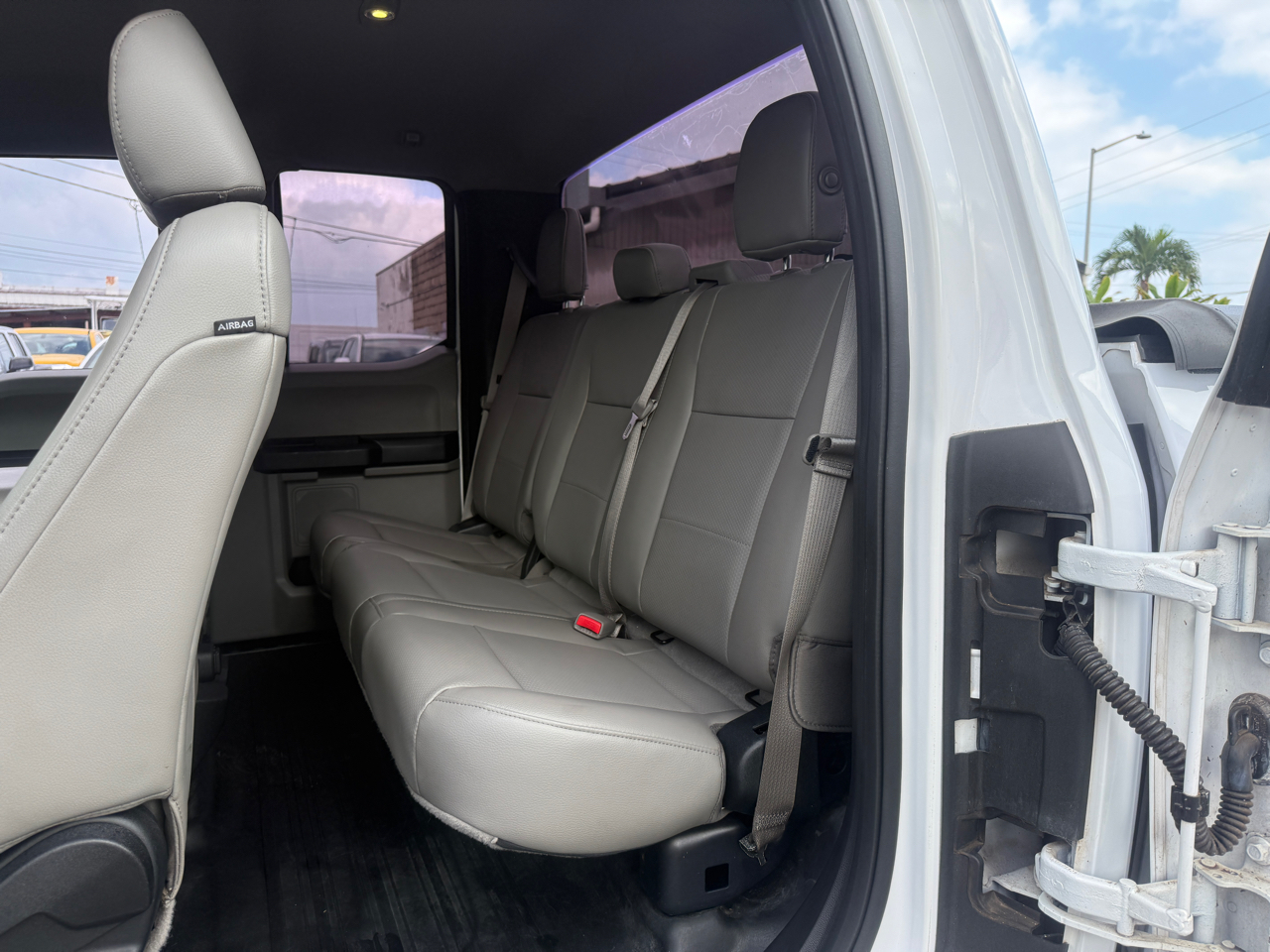 Ford F-150 XL SuperCab 6.5-ft. Bed 2WD 2015
