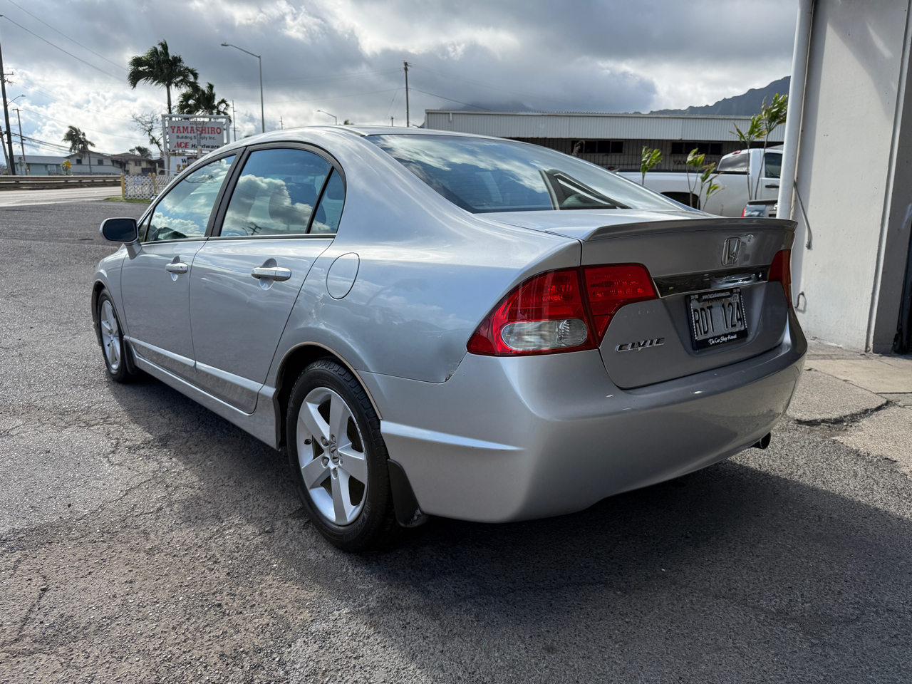Honda Civic LX-S Sedan 5-Speed AT 2010