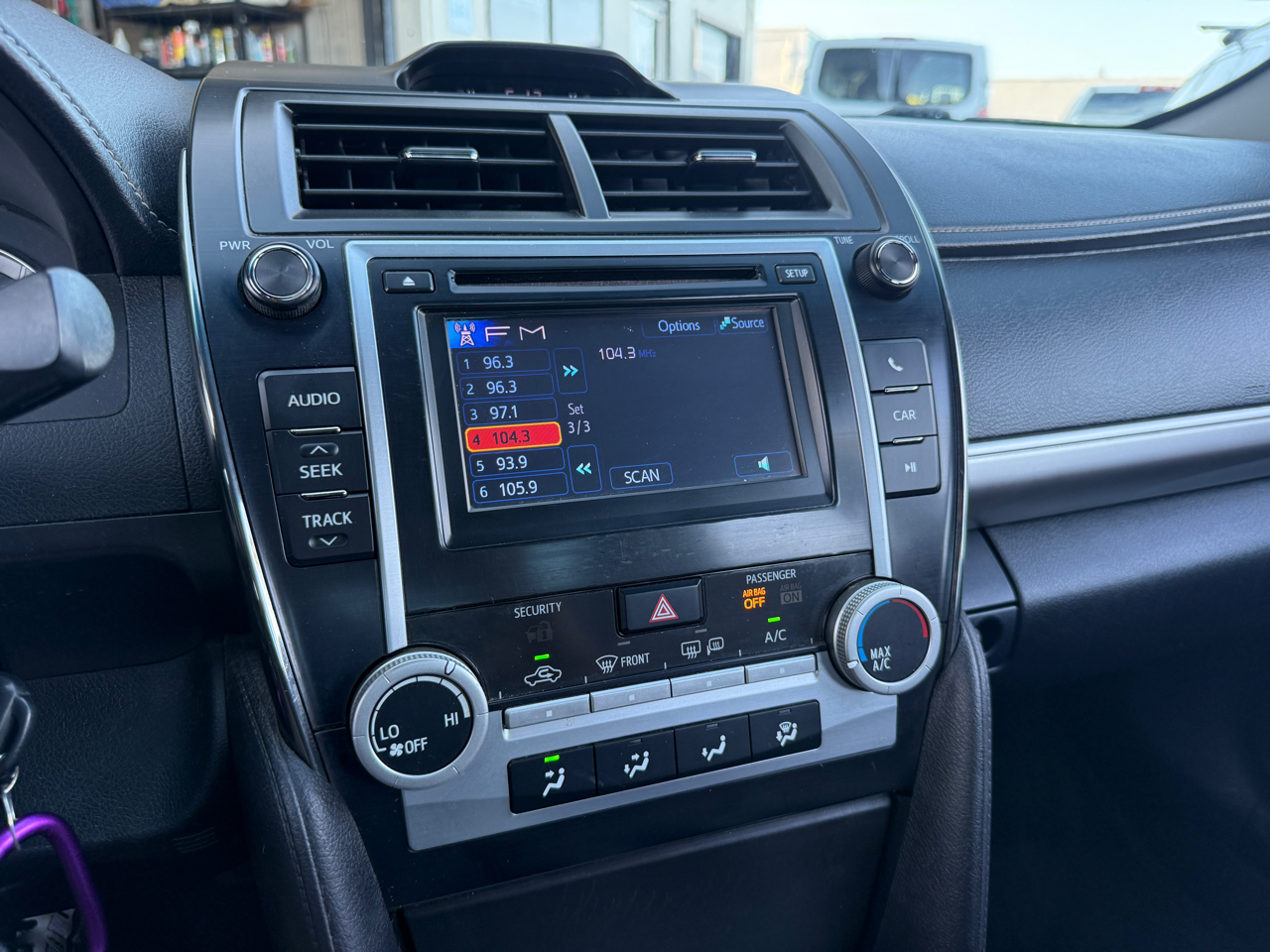 Toyota Camry SE 2012