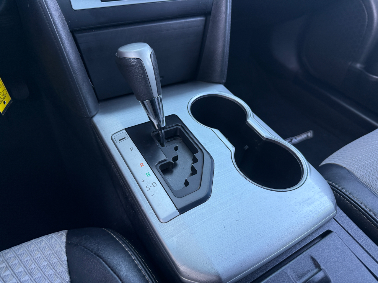 Toyota Camry SE 2012