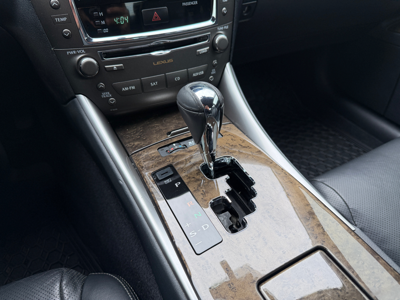 Lexus IS 250 RWD 2011