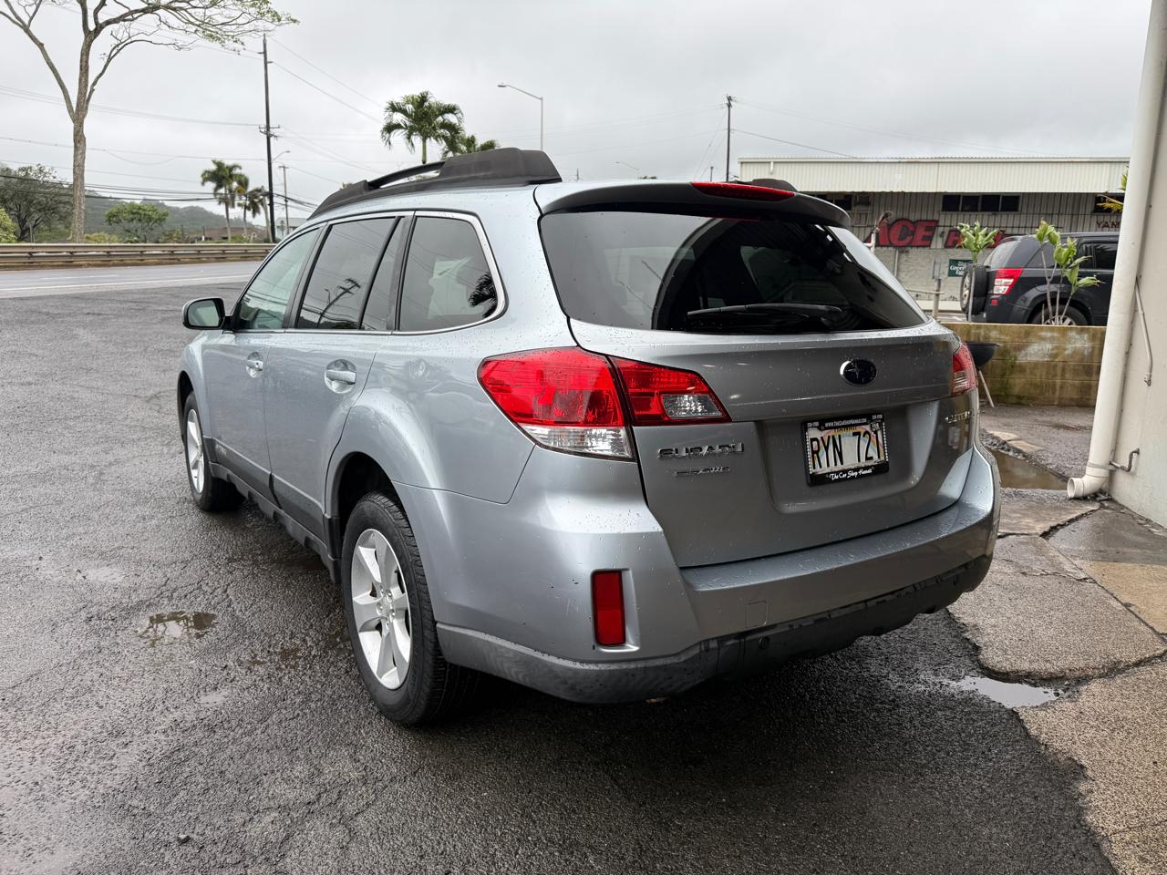 Subaru Outback 2.5i Premium 2013
