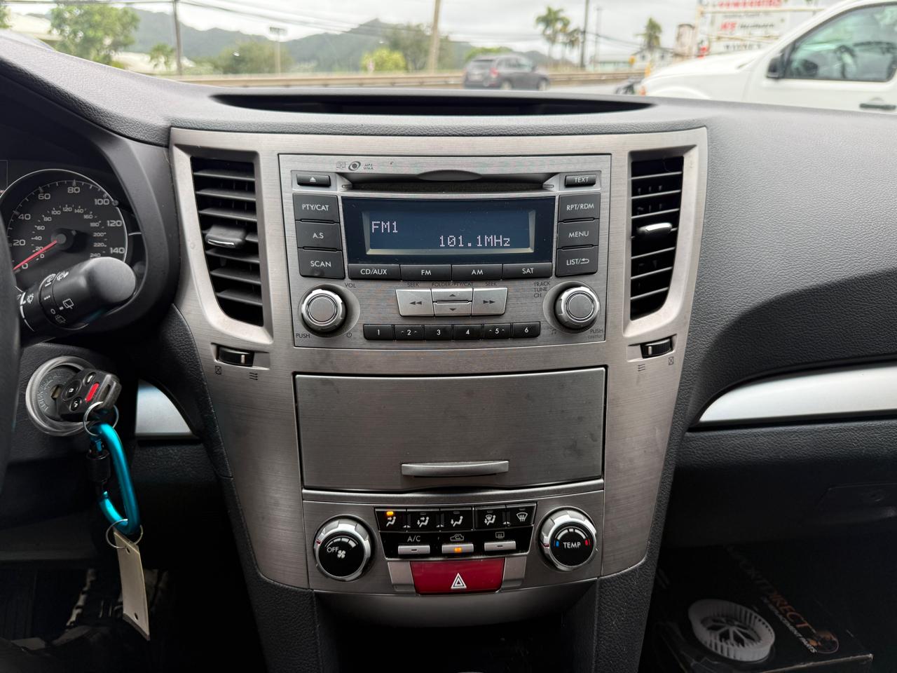 Subaru Outback 2.5i Premium 2013