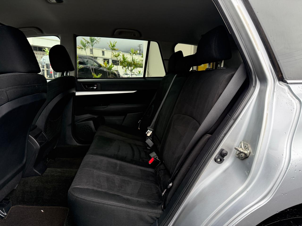 Subaru Outback 2.5i Premium 2013