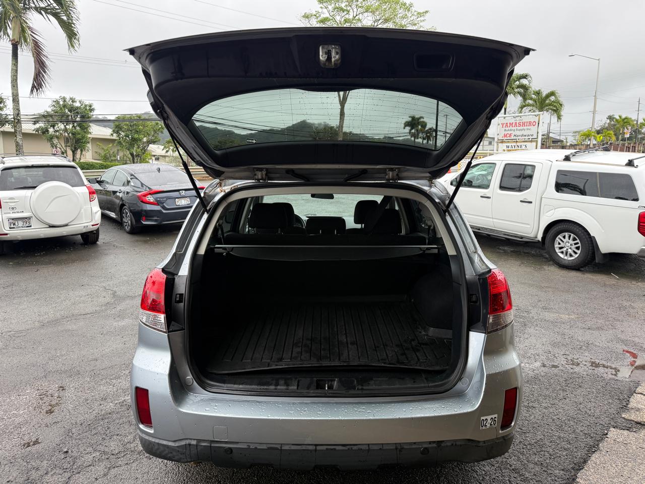 Subaru Outback 2.5i Premium 2013