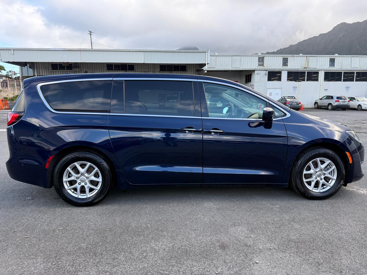 Chrysler Pacifica Touring Plus 2020