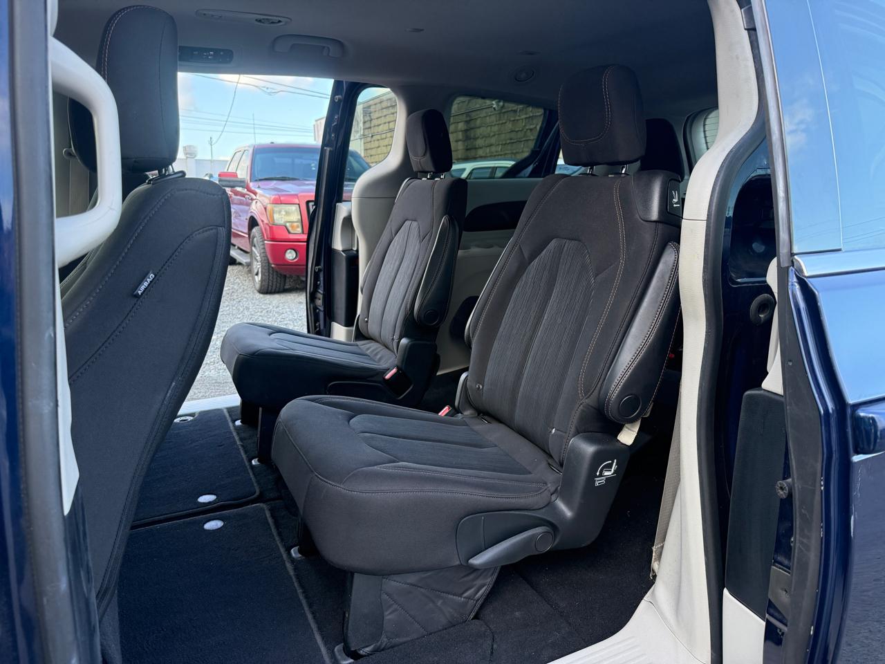 Chrysler Pacifica Touring Plus 2020