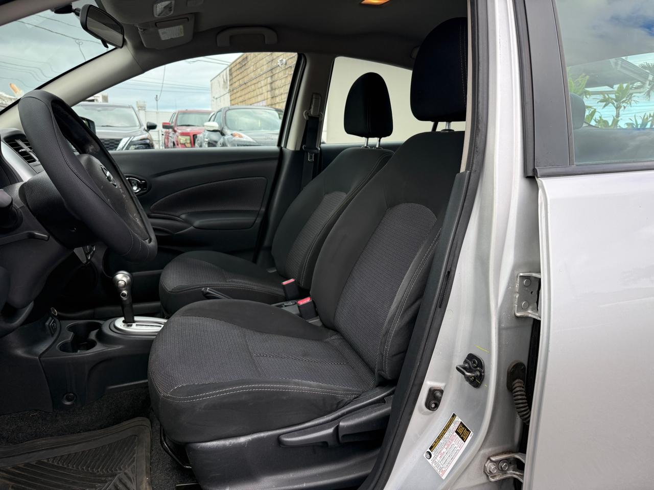 Nissan Versa SV 4D Sedan 2019