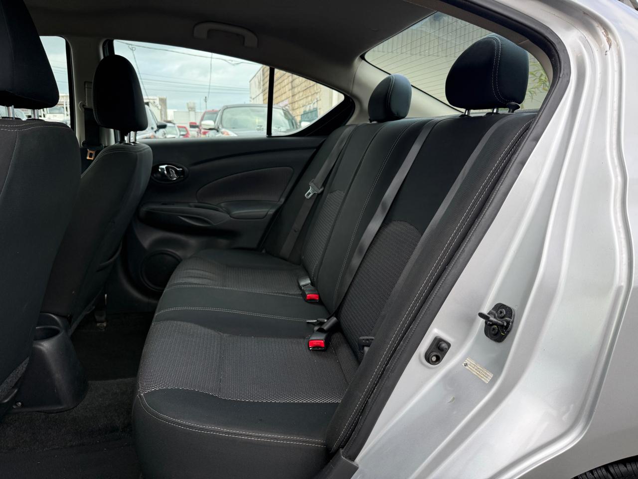 Nissan Versa SV 4D Sedan 2019