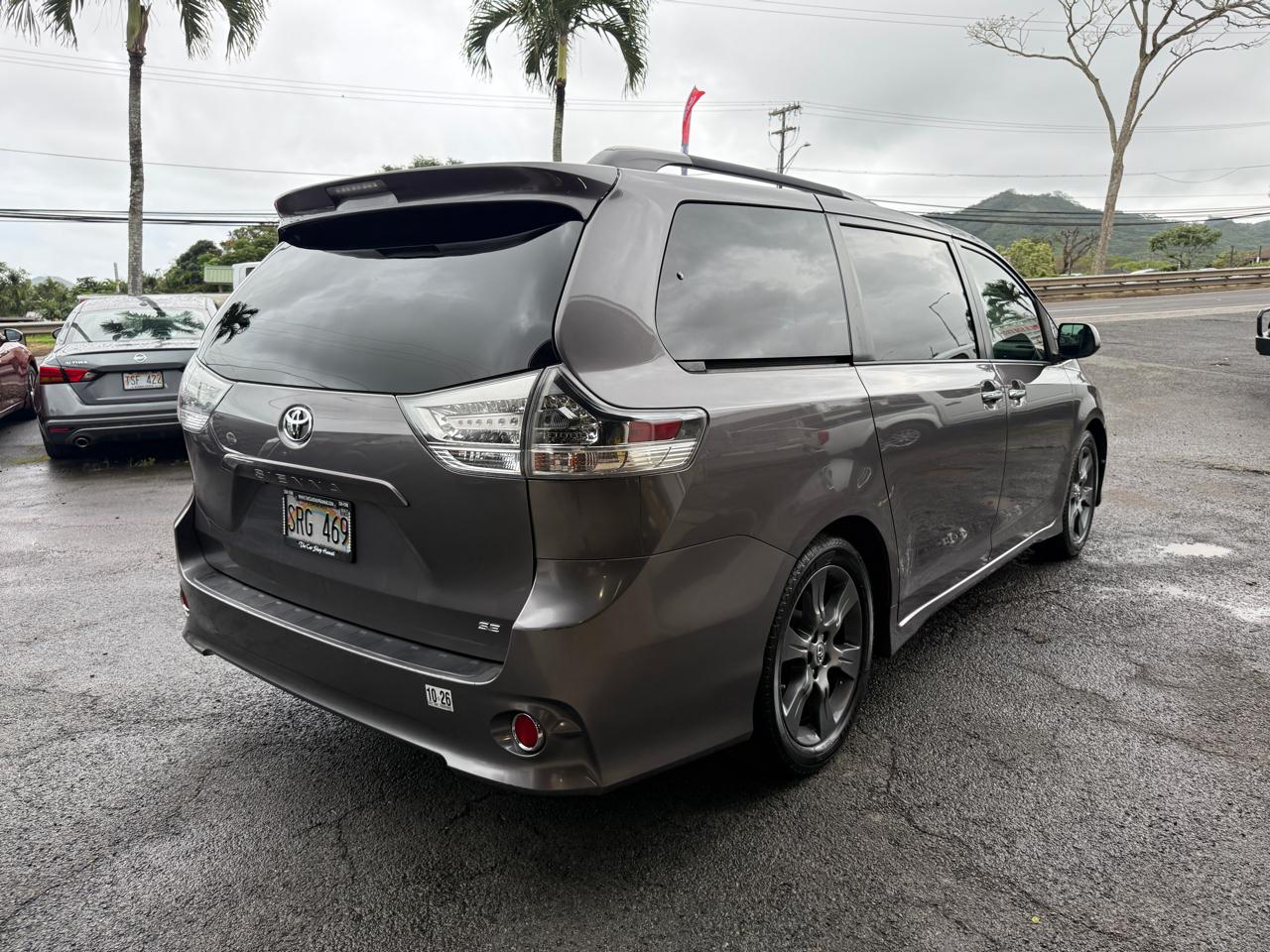 Toyota Sienna SE FWD 8-Passenger V6 2015