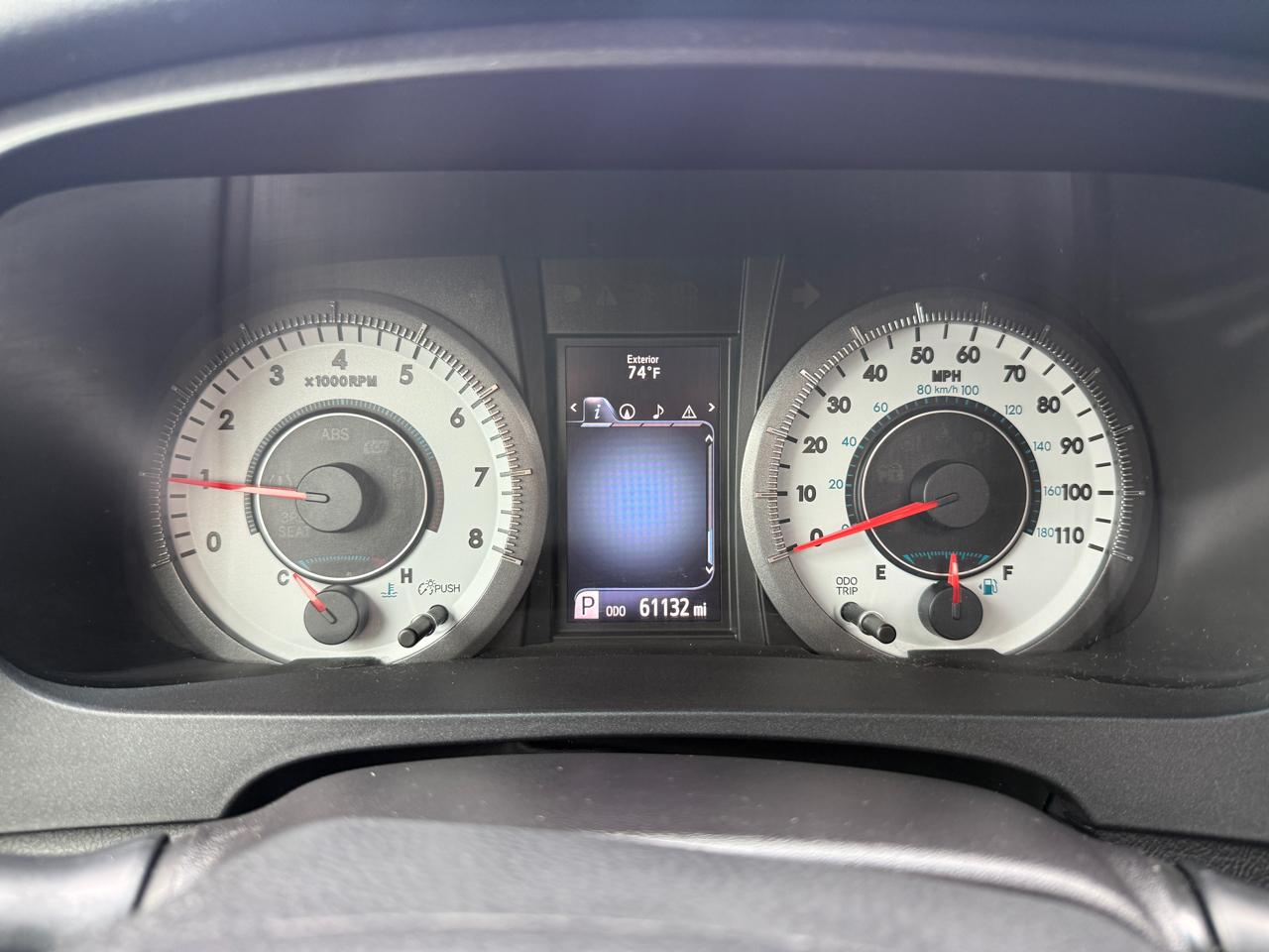 Toyota Sienna SE FWD 8-Passenger V6 2015