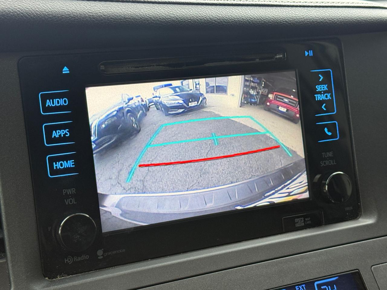 Toyota Sienna SE FWD 8-Passenger V6 2015