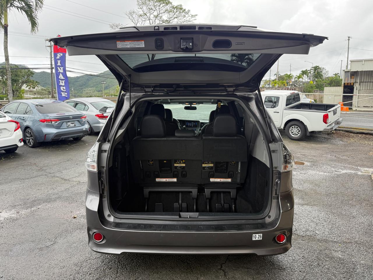 Toyota Sienna SE FWD 8-Passenger V6 2015
