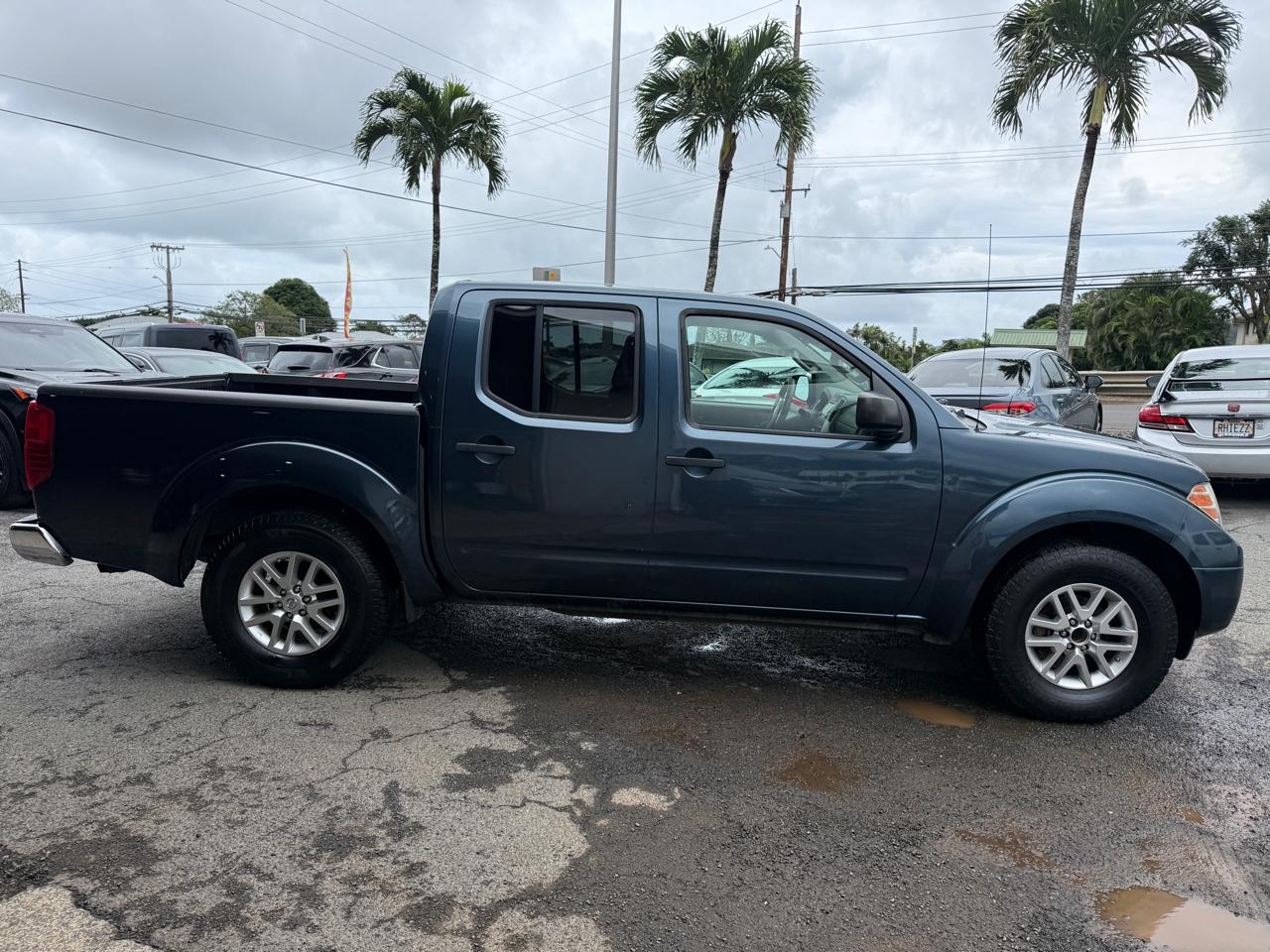 Nissan Frontier SV Crew Cab V6 2014