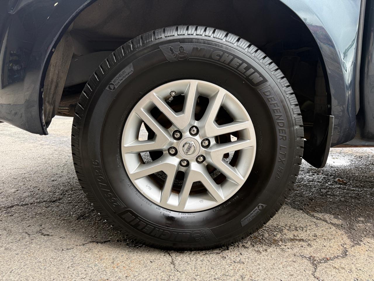 Nissan Frontier SV Crew Cab V6 2014