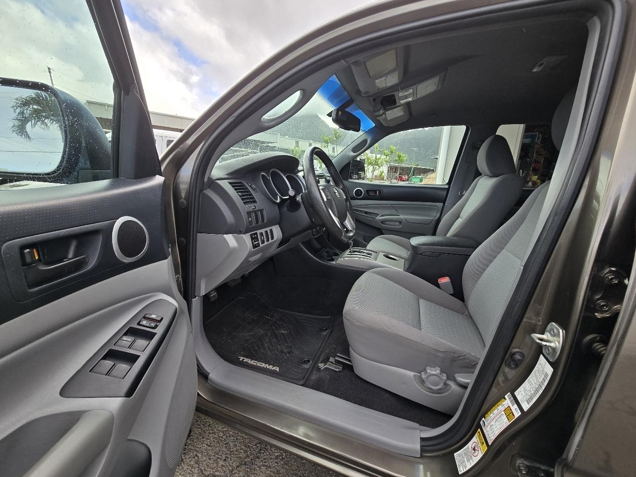 Toyota Tacoma PreRunner Double Cab V6 Auto 2WD 2013