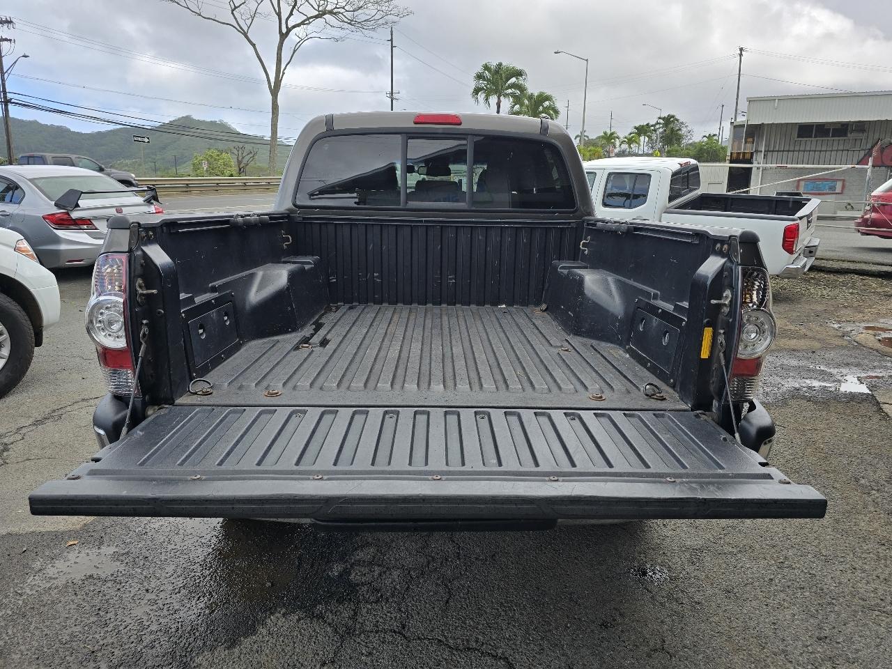 Toyota Tacoma PreRunner Double Cab V6 Auto 2WD 2013