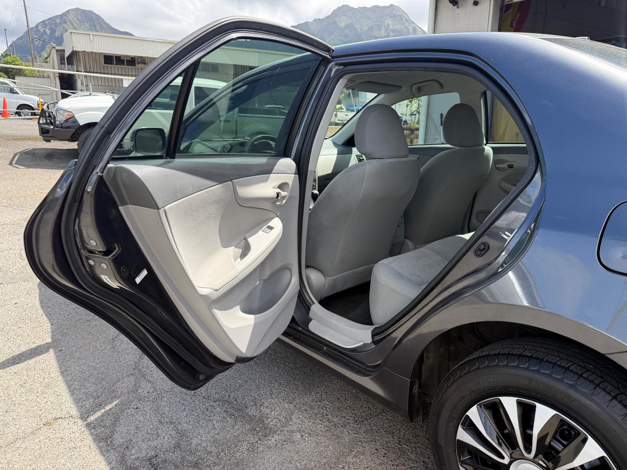 Toyota Corolla S 4-Speed AT 2009