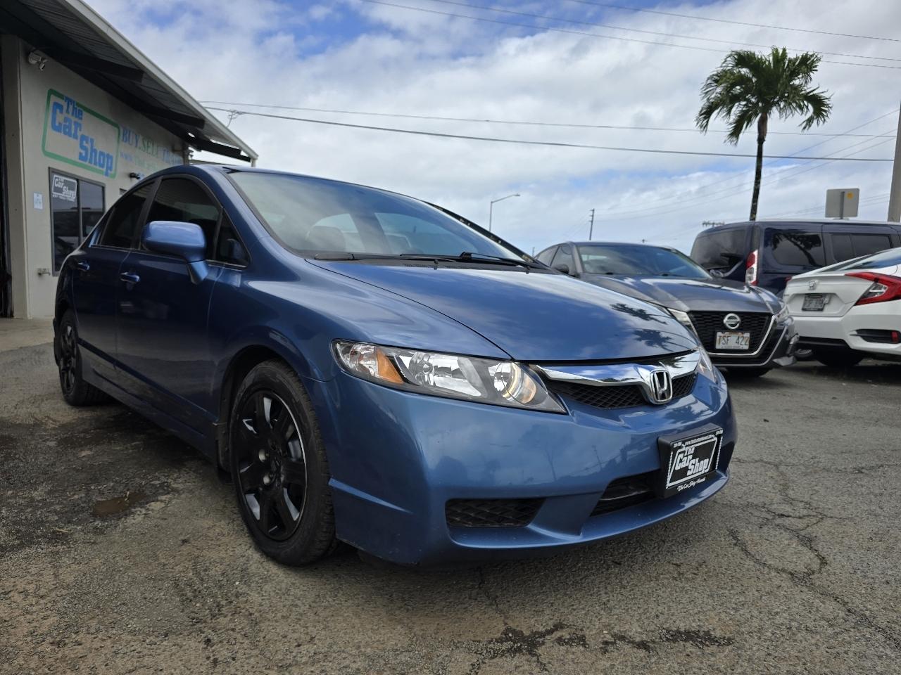 Honda Civic LX Sedan 5-Speed AT 2010