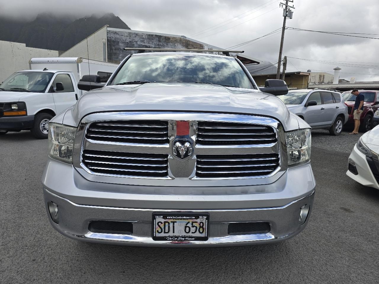 RAM 1500 SLT Crew Cab SWB 4WD 2013