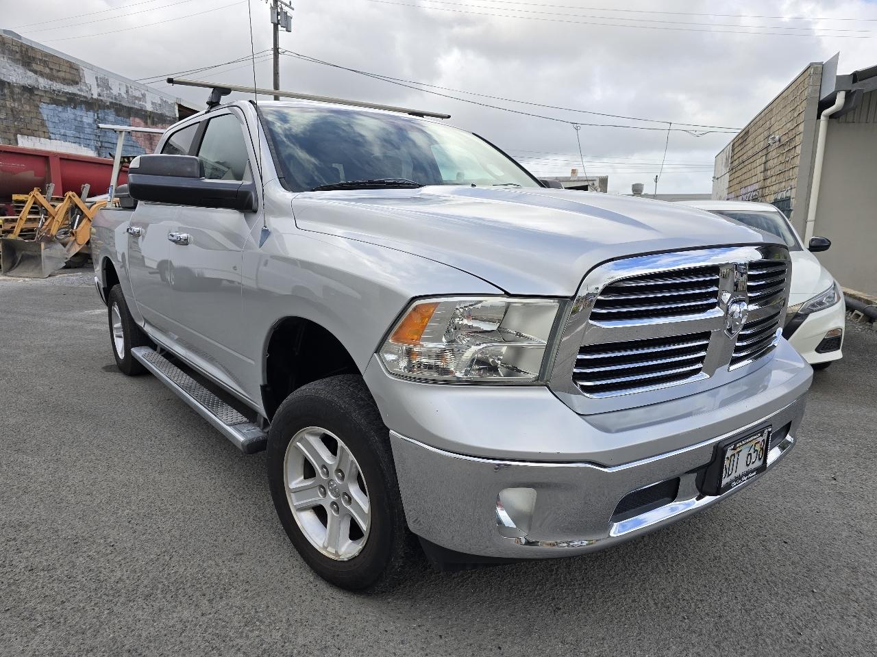 RAM 1500 SLT Crew Cab SWB 4WD 2013