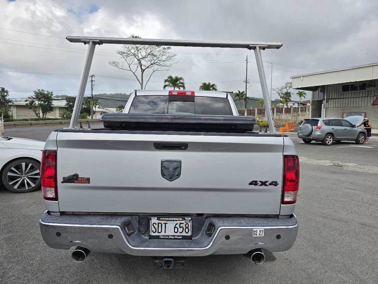 RAM 1500 SLT Crew Cab SWB 4WD 2013