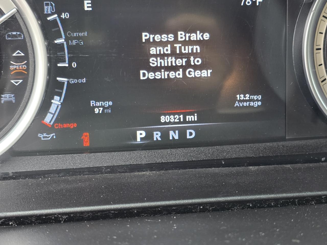 RAM 1500 SLT Crew Cab SWB 4WD 2013