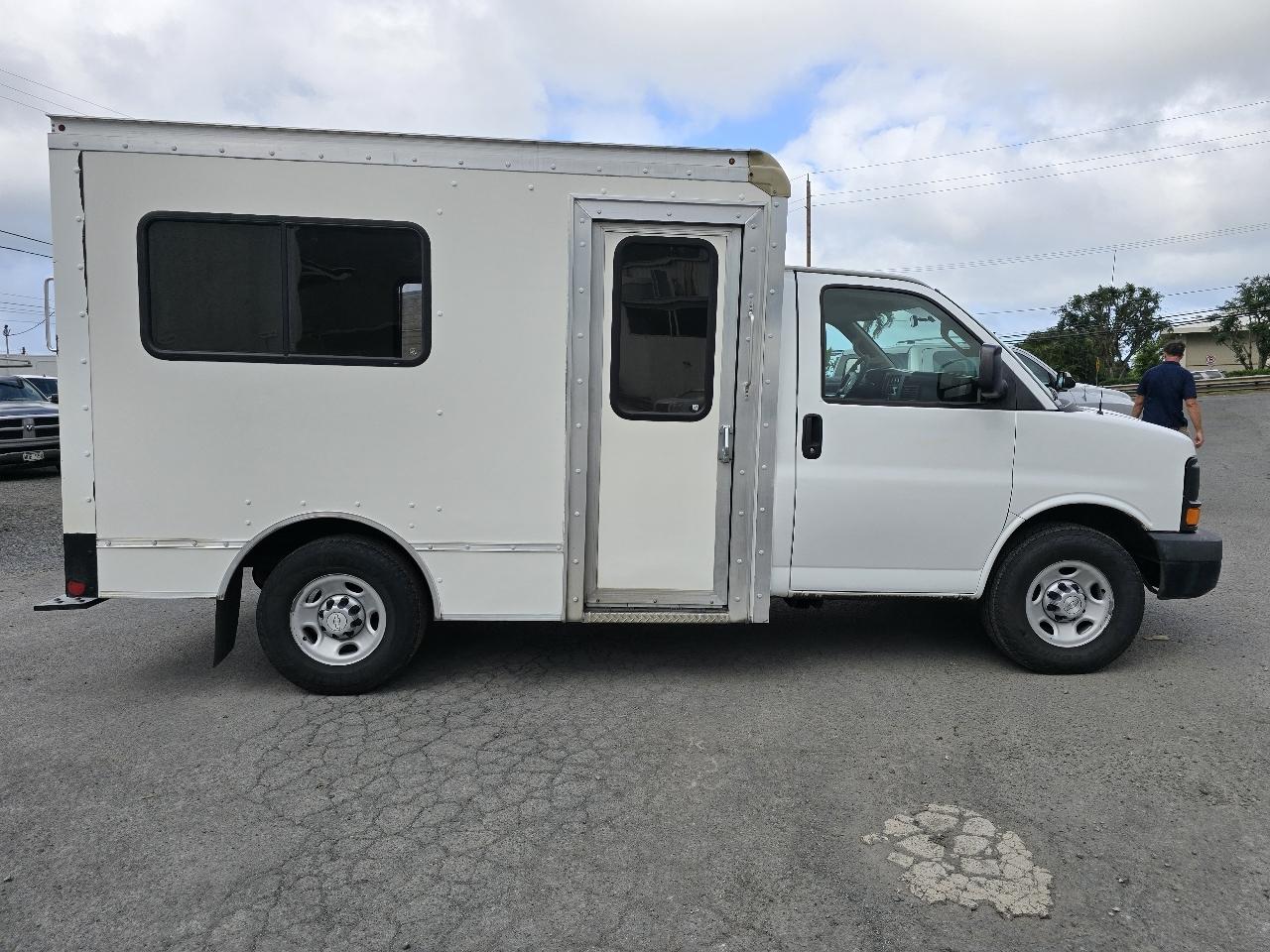 Chevrolet Express G3500 139" 2016