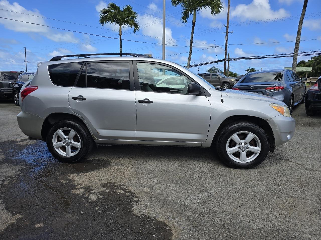 Toyota RAV4 Base V6 2WD 2007