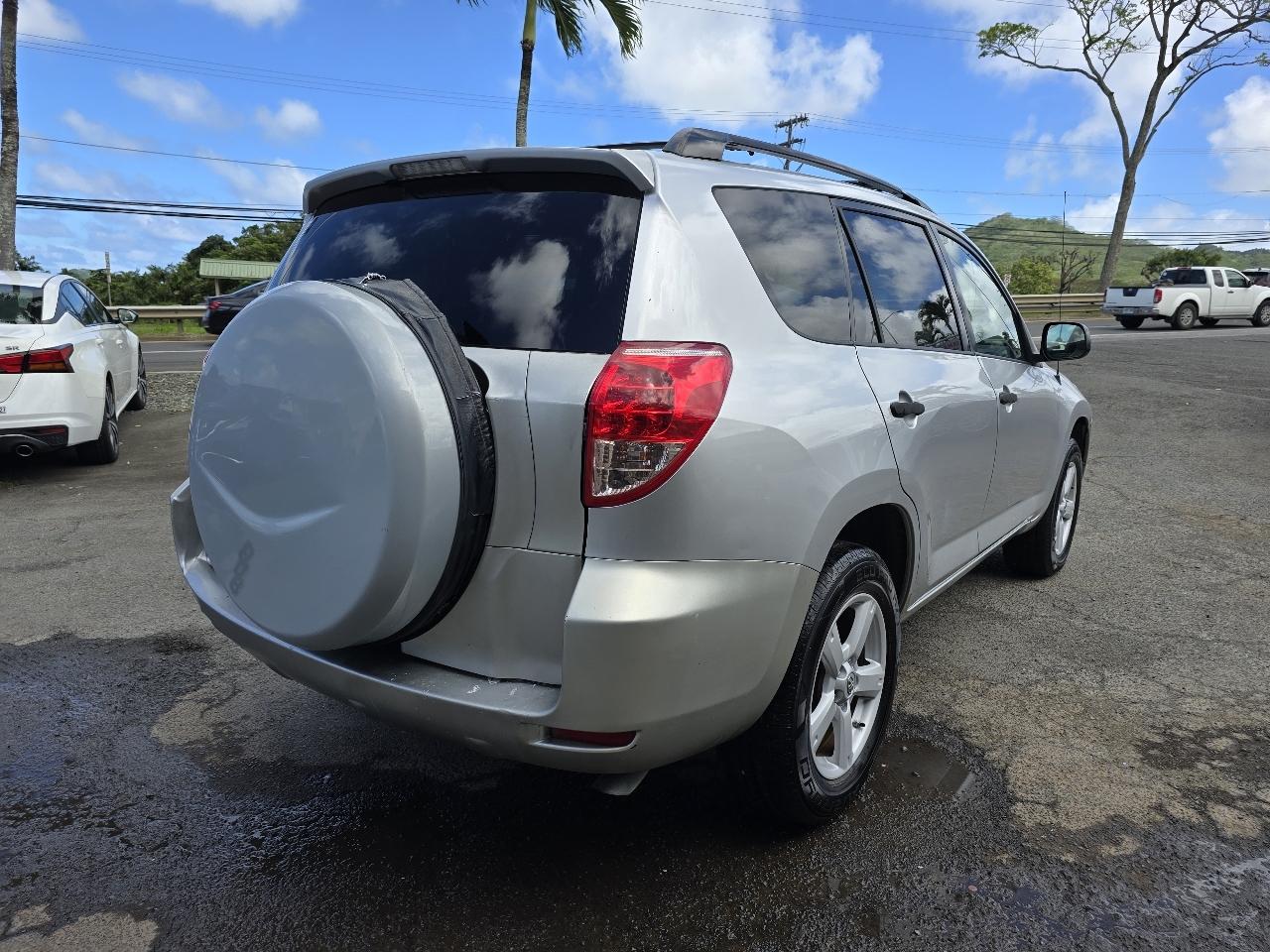Toyota RAV4 Base V6 2WD 2007