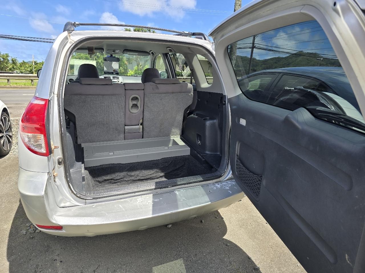 Toyota RAV4 Base V6 2WD 2007