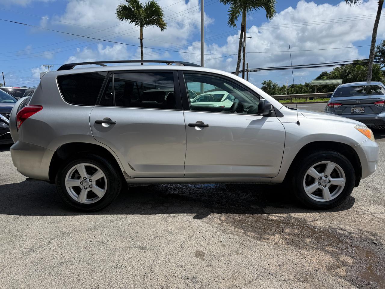 Toyota RAV4 Base V6 2WD 2007