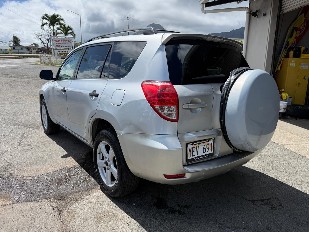 Toyota RAV4 Base V6 2WD 2007