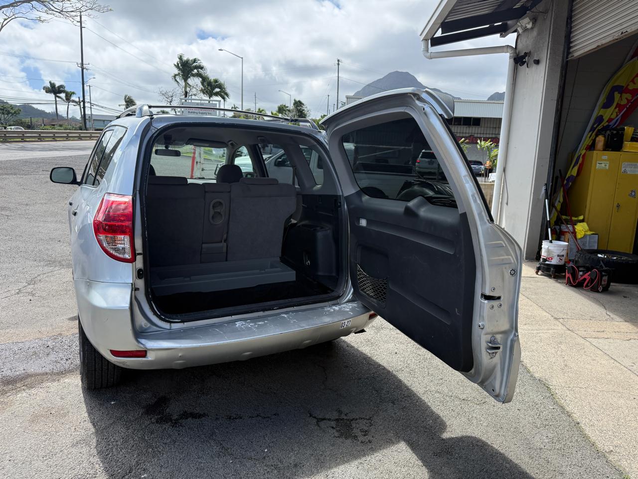 Toyota RAV4 Base V6 2WD 2007