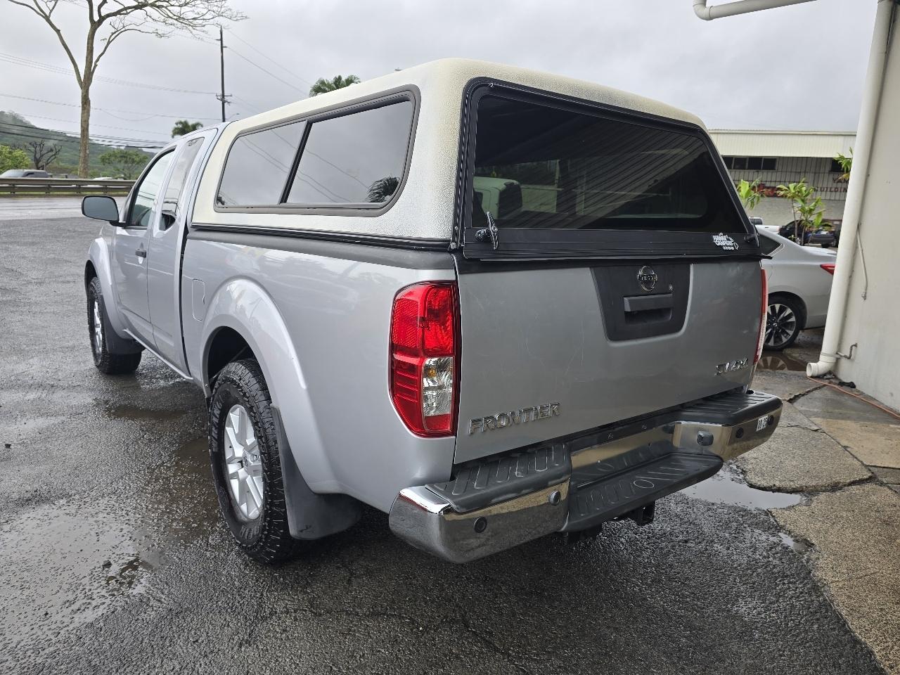 Nissan Frontier S Crew Cab 5AT 4WD 2015