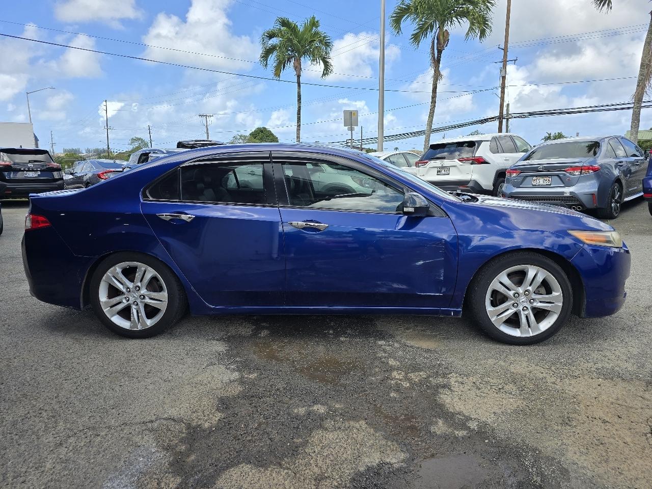 Acura TSX V6 5-Speed AT with Tech Package 2010