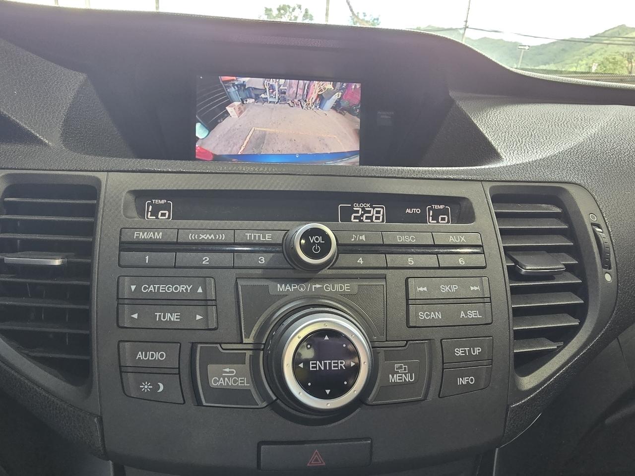 Acura TSX V6 5-Speed AT with Tech Package 2010