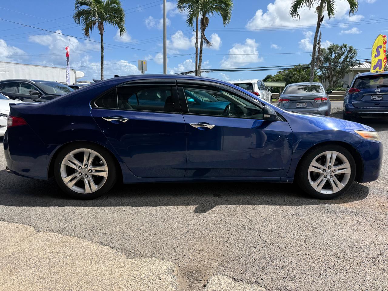 Acura TSX V6 5-Speed AT with Tech Package 2010