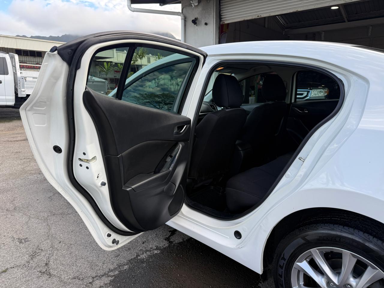 Mazda MAZDA3 i Sport AT 4-Door 2018