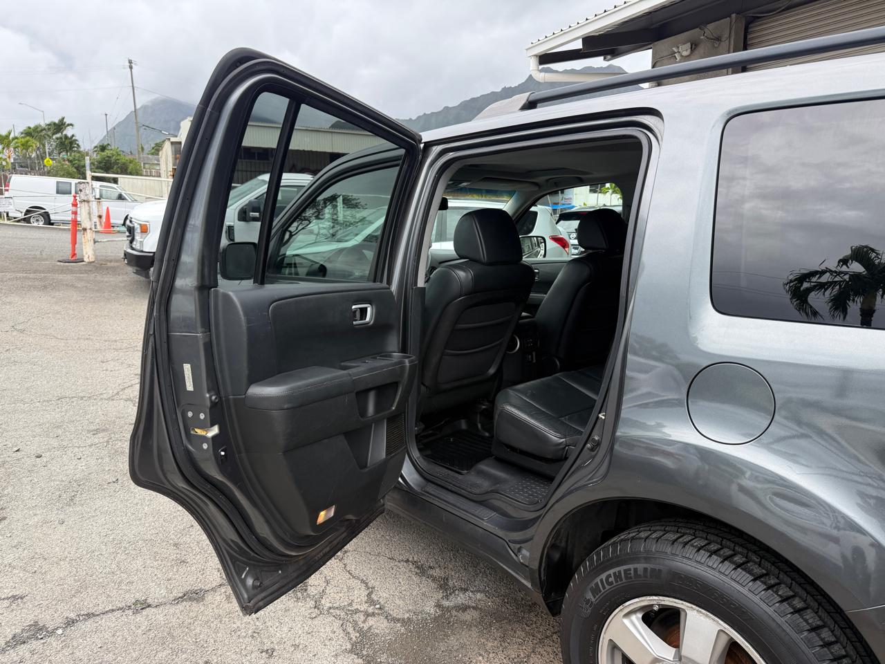 Honda Pilot EX-L 2WD 5-Spd AT 2011