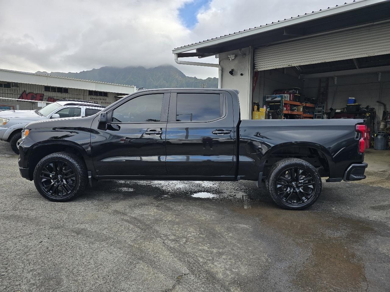 Chevrolet Silverado 1500 RST Crew Cab 2WD 2023