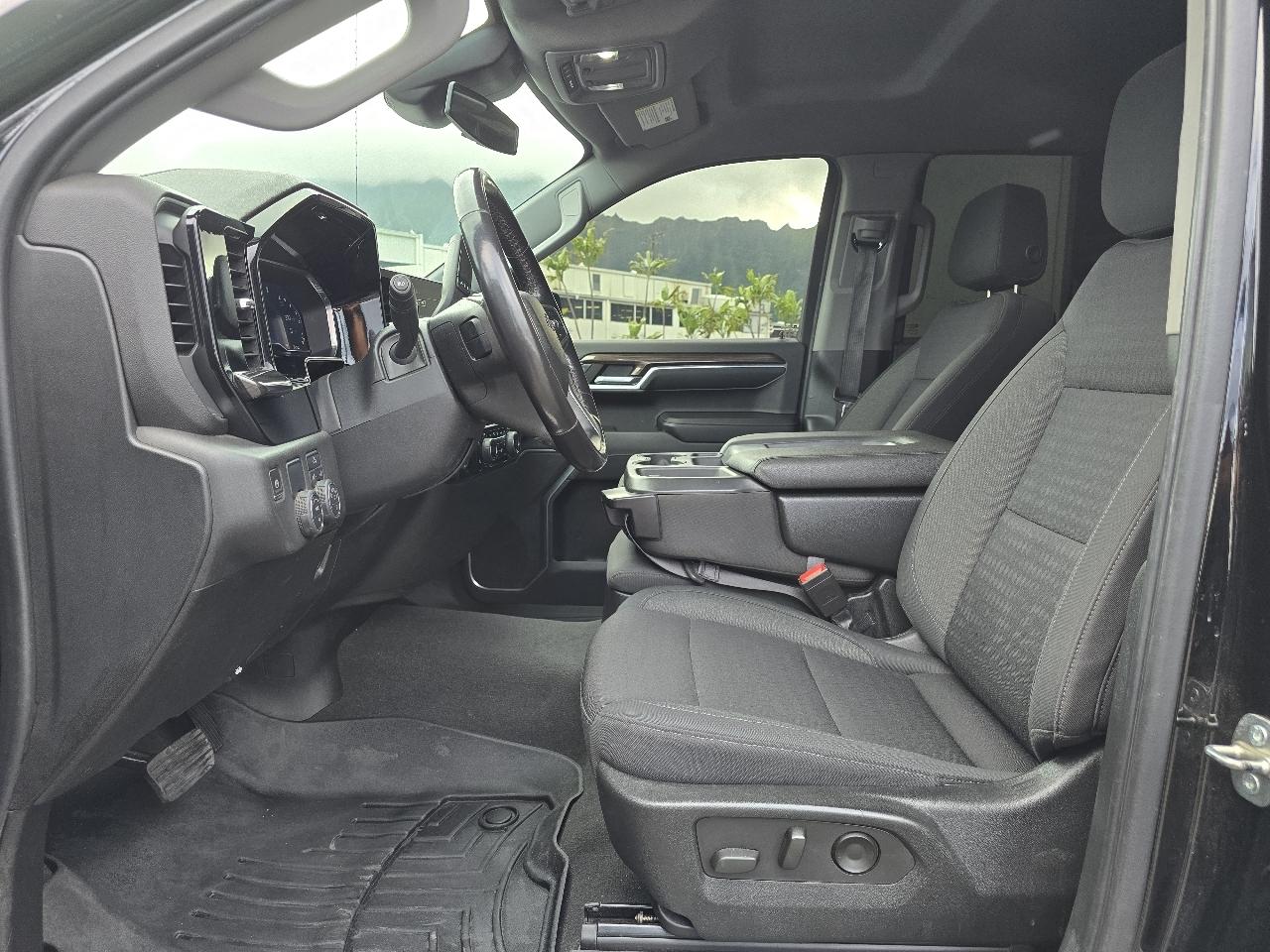 Chevrolet Silverado 1500 RST Crew Cab 2WD 2023