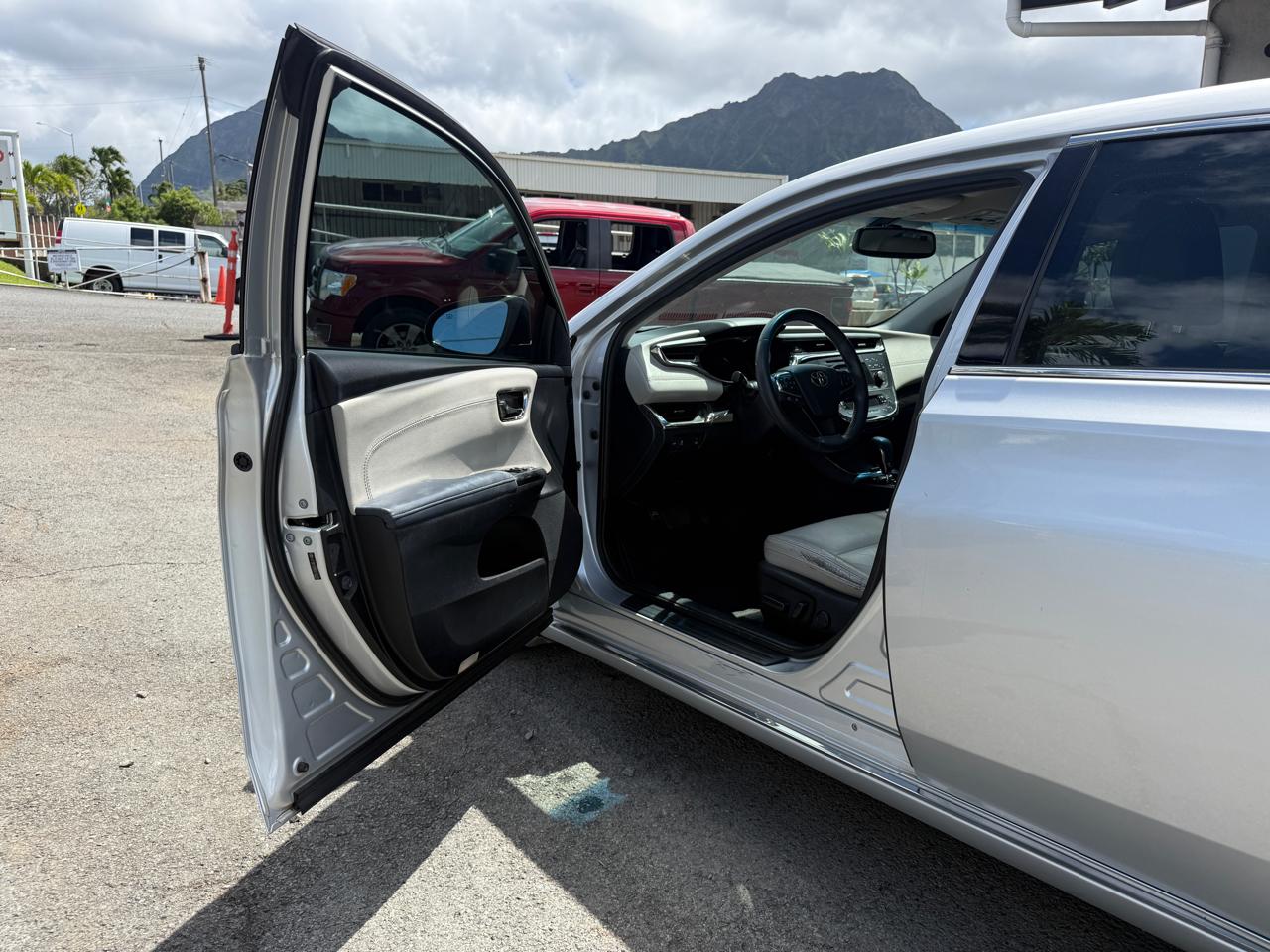 Toyota Avalon XLE Premium 2014