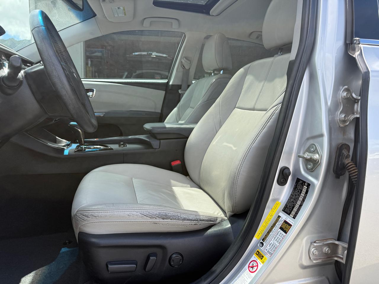 Toyota Avalon XLE Premium 2014