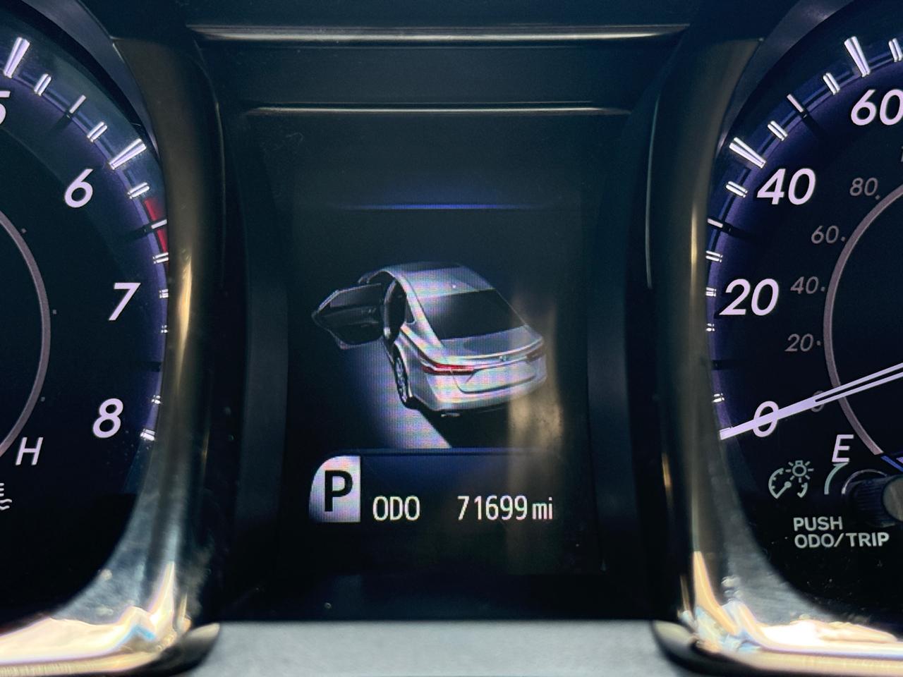 Toyota Avalon XLE Premium 2014